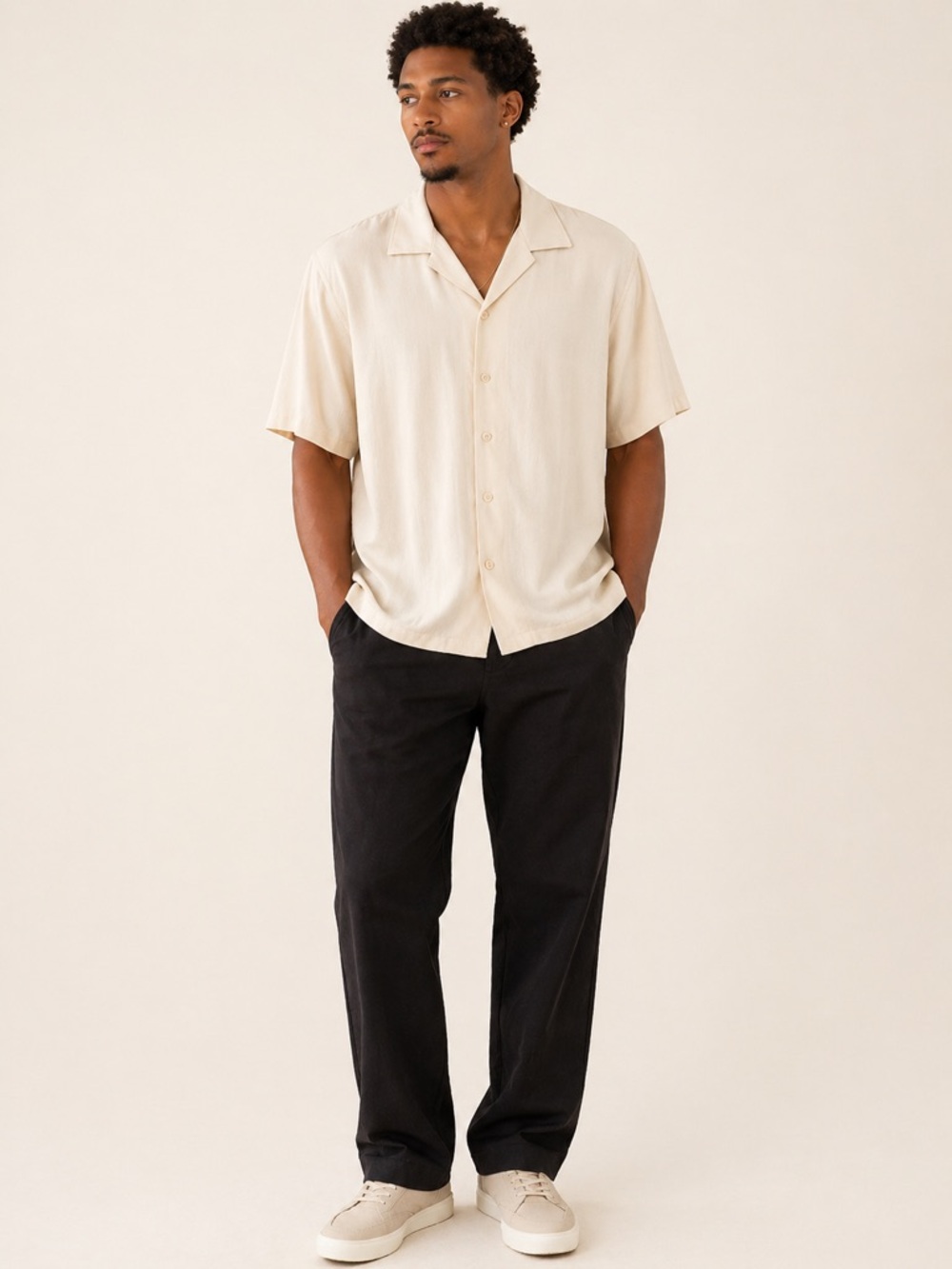 Abound • NWT Short Sleeve Button-Up Shirt in Light Beige camp shirt
